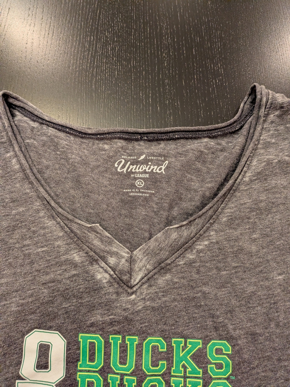 League Unwind Relaxed Lifestyle V-Neck Tee in Heather Charcoal - Picture 5 of 10